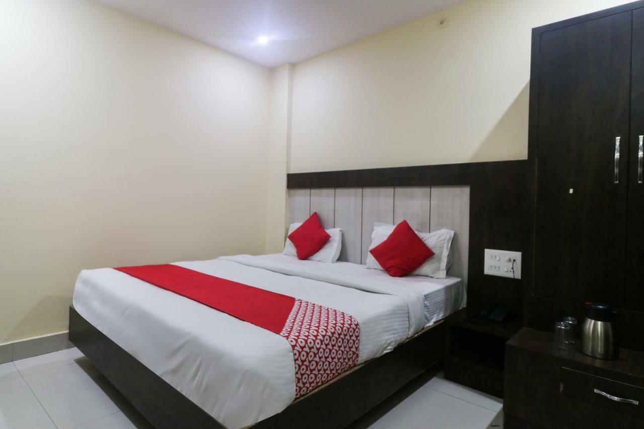 Oyo 48974 Hotel Shweta Residency Varanasi Exterior foto