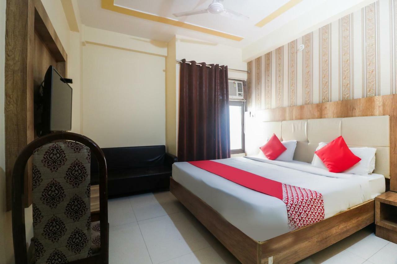 Oyo 48974 Hotel Shweta Residency Varanasi Exterior foto