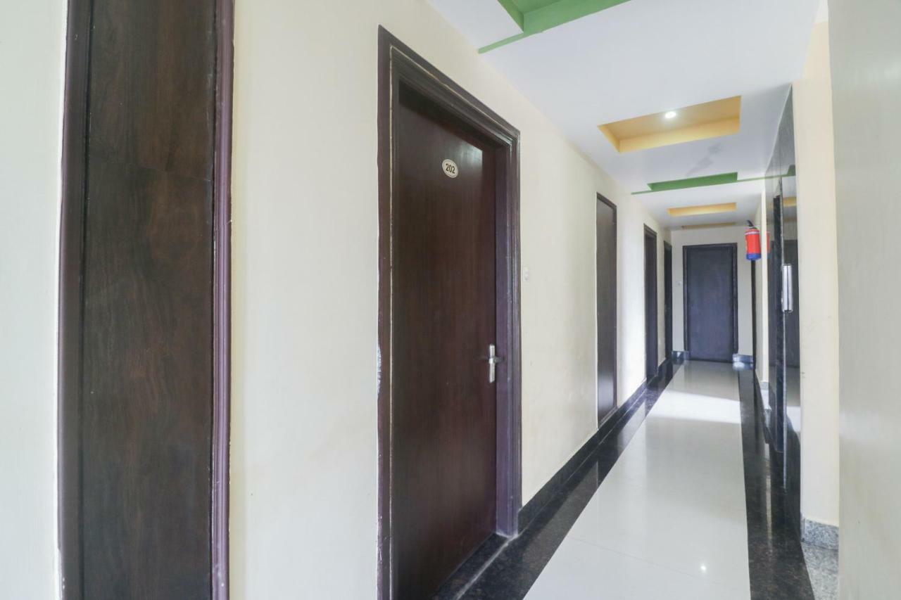 Oyo 48974 Hotel Shweta Residency Varanasi Exterior foto